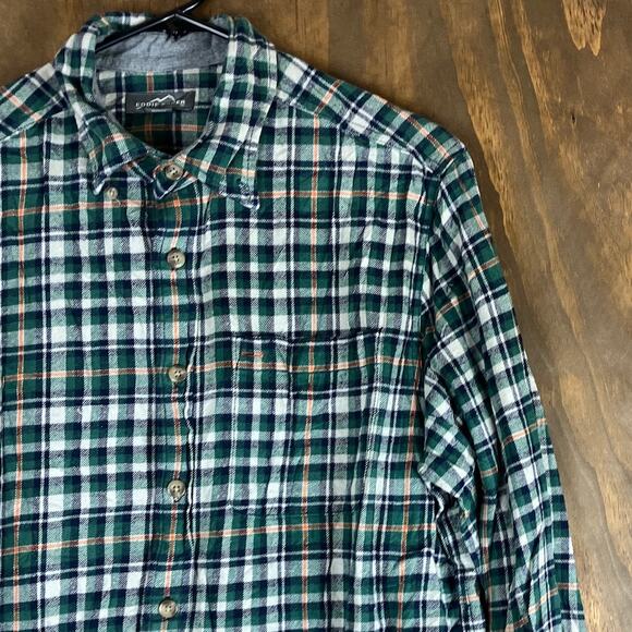 Eddie Bauer Mens Shirt Green Plaid Outdoor Soft Button Down 100% Cotton M - Picture 5 of 12